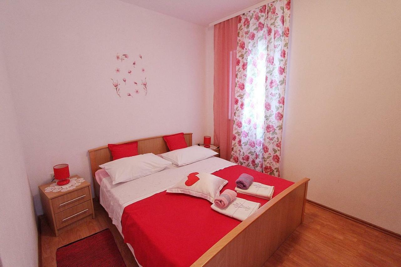 Apartments Filip Подстрана Экстерьер фото